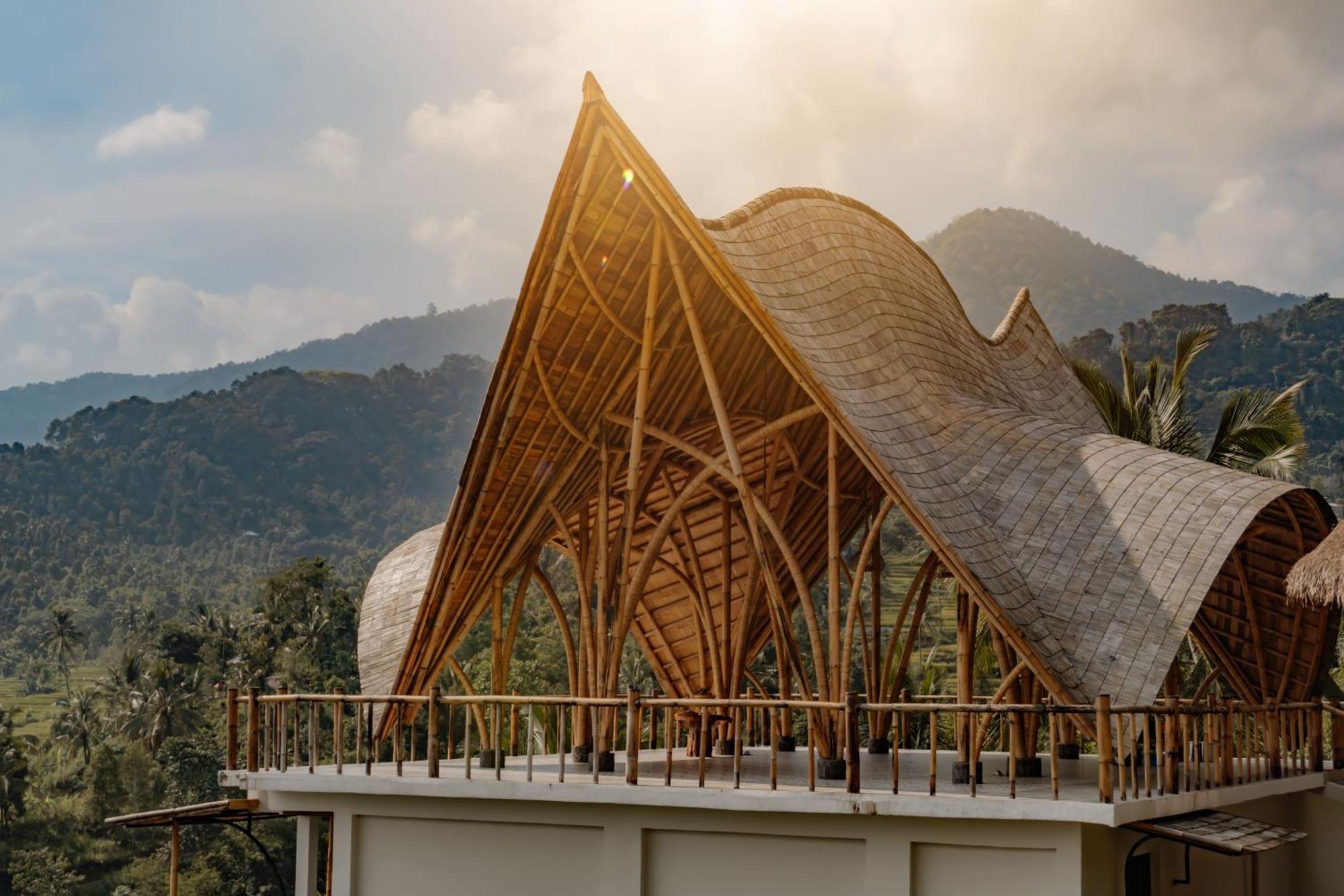 Maha Hills Resort By Mahaprana Experience Lovina  Exterior photo